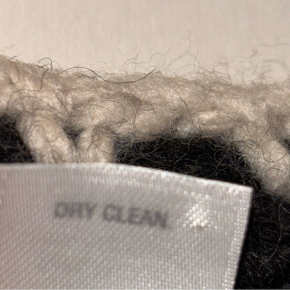 J. Jill Jacquard Poncho Cape Black and White Geometric Pattern OS - Picture 3 of 15